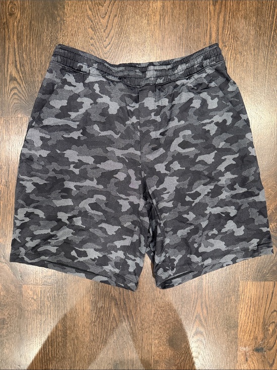 lululemon athletica Other - Lululemon Men's Pace Breaker 9” Lined Short Black Camo Performance Shorts